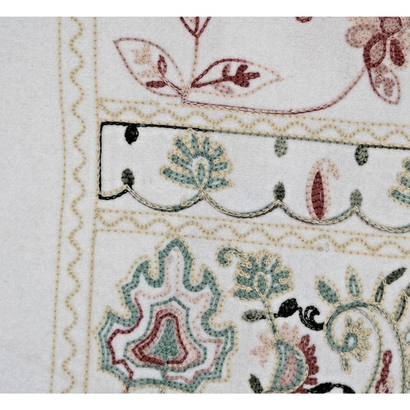 La Seine White Pashmina Shawl Wrap Gold Green Embroidery Fringe 78"x28" Holiday - Picture 7 of 14